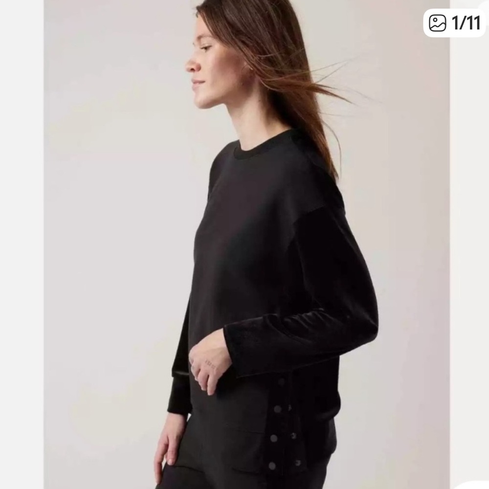 NWT Athleta Retroplush Sweatshirt with Button Detail
